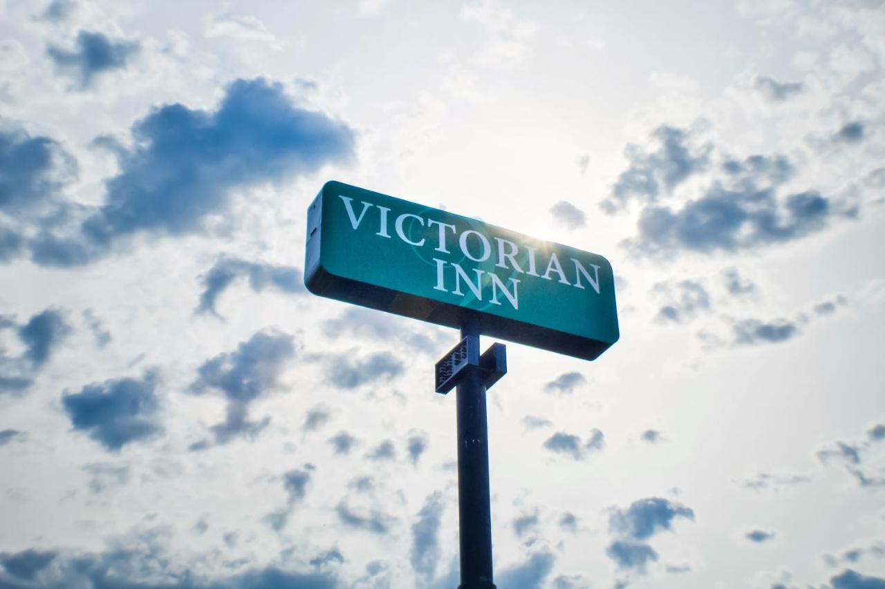  | Victorian Inn & Suites-York