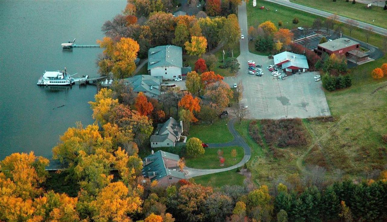 | Paddle Wheel Inn