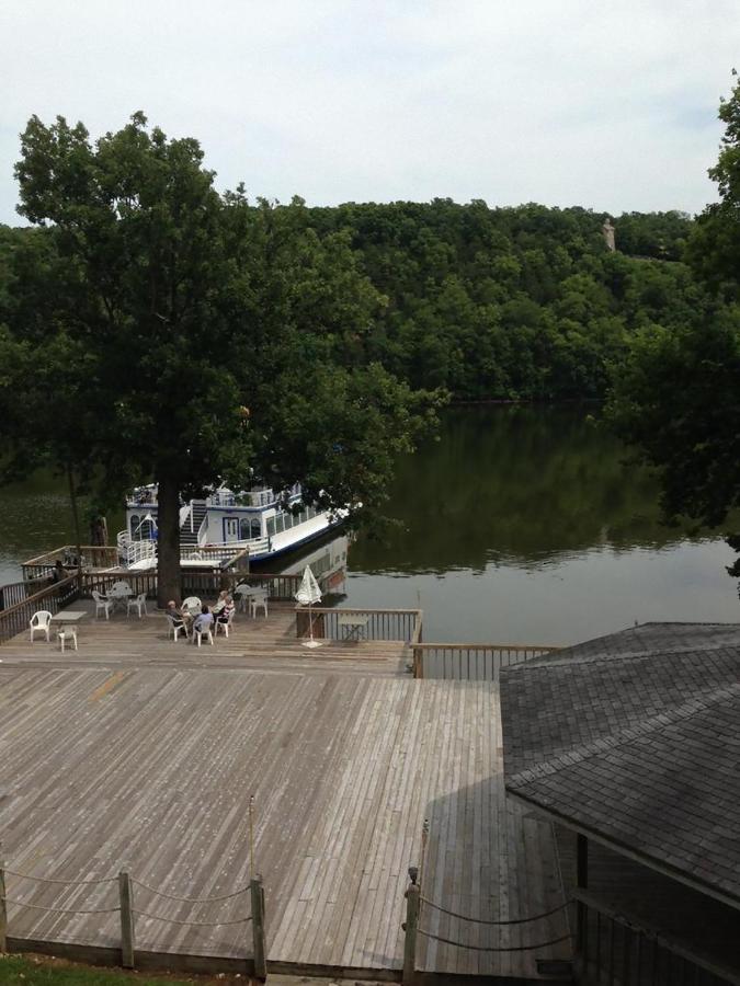 | Paddle Wheel Inn