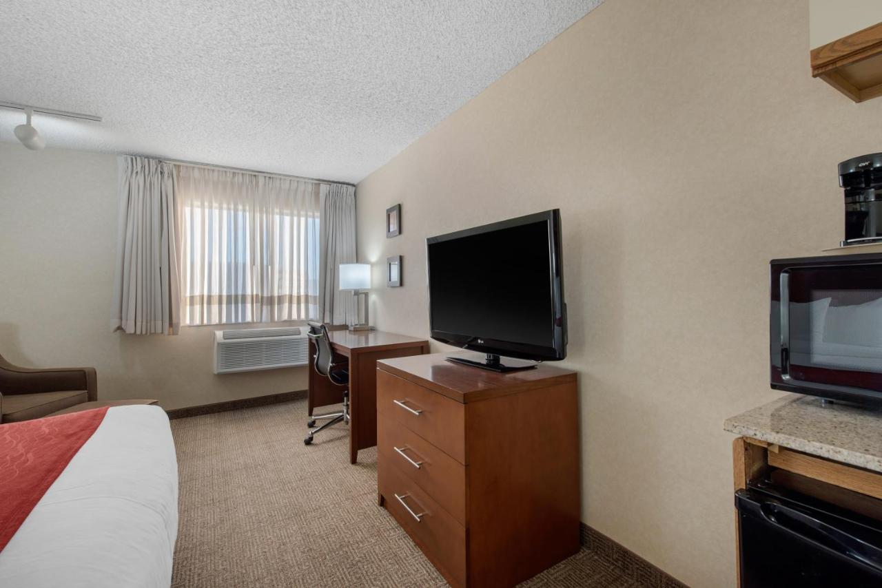  | Comfort Inn Denver Southeast