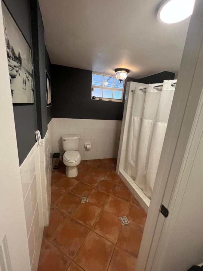 | The Mansion on the River rents 1 week minimum
