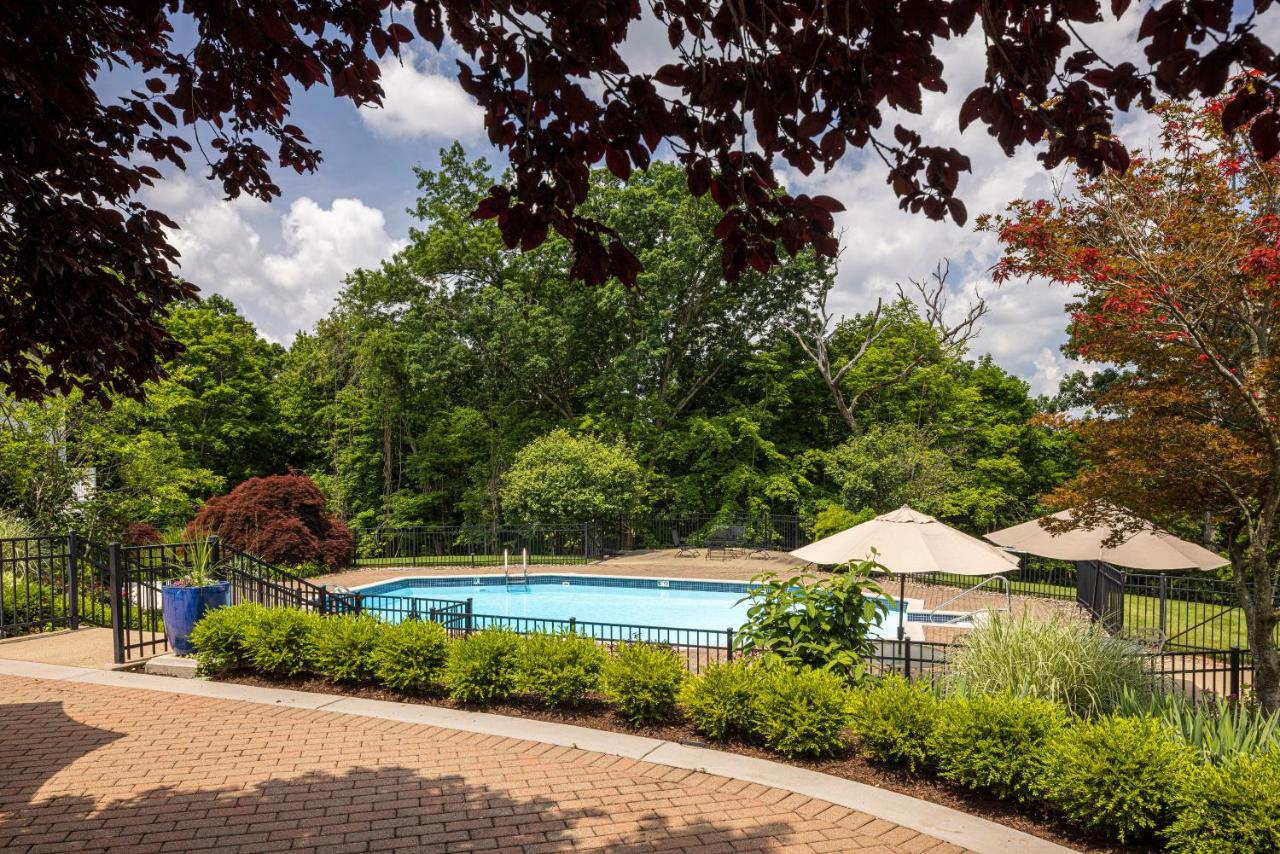 | Baywood Conference and Lodging Center