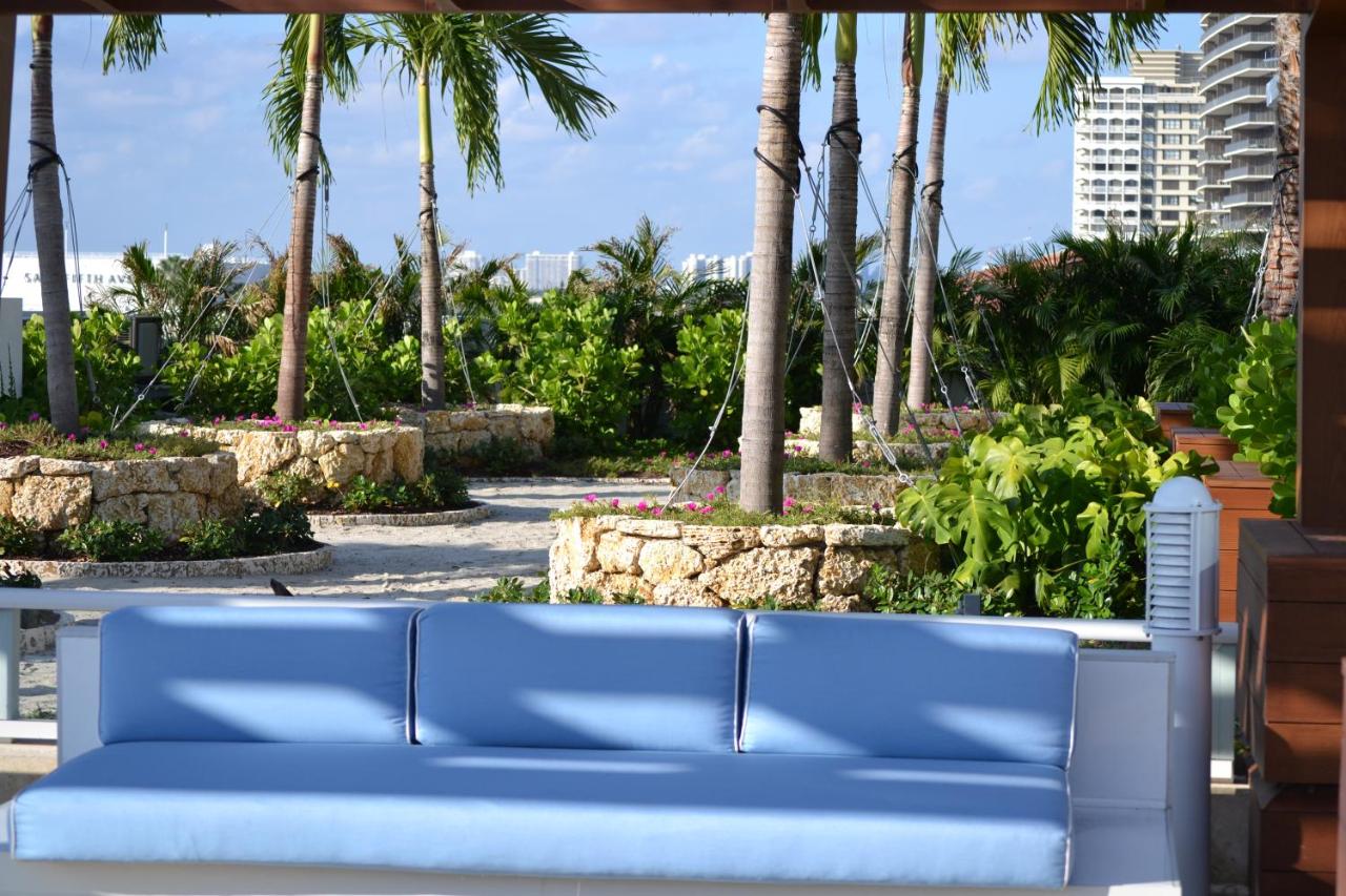 | Grand Beach Hotel Surfside West