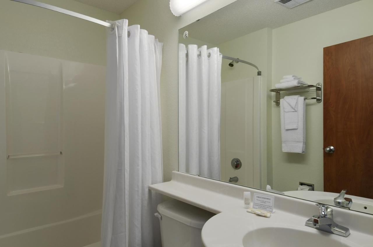 Queen Room with Two Queen Beds - Non-Smoking at Microtel Inn & Suites by Wyndham Inver Grove Heights/Minneap