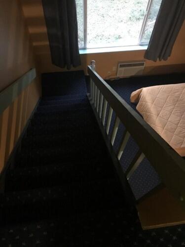 | Smokey Point Motor Inn