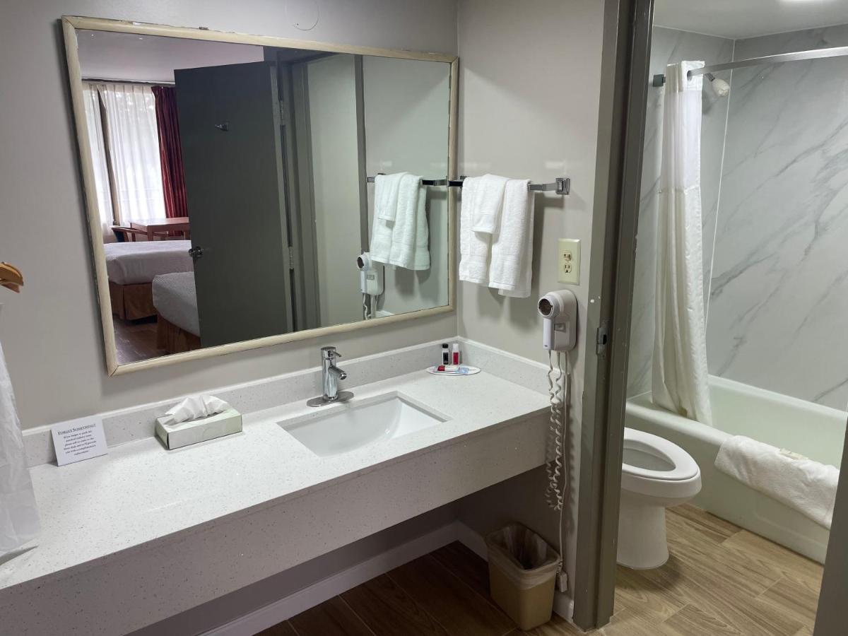 Studio Suite with Two Double Beds - Non-Smoking at Days Inn by Wyndham Valdosta/Near Valdosta Mall