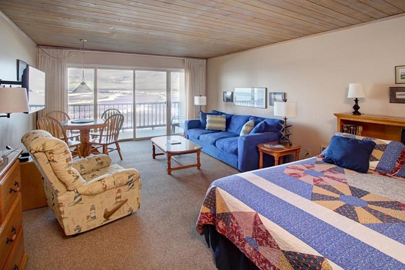 | Lanai at the Cove