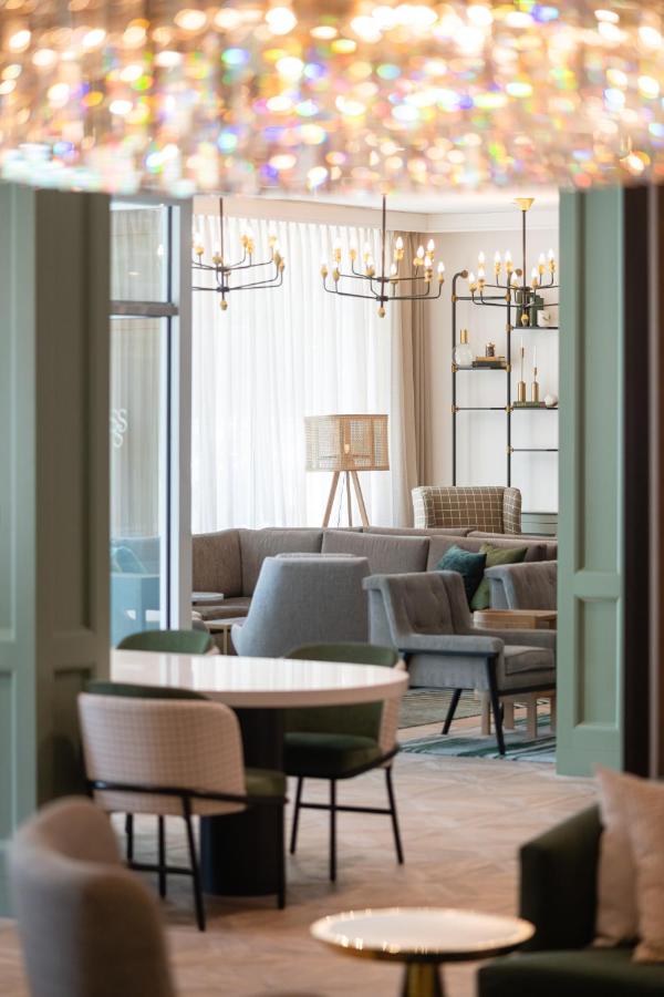  | Six South St. Hotel