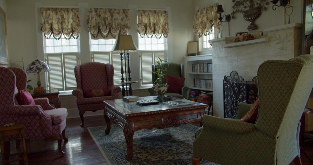 | Granbury Gardens Bed and Breakfast