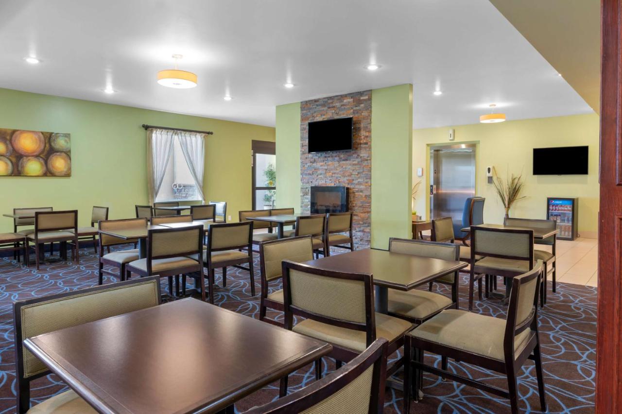 | Best Western Plus Covered Bridge Inn