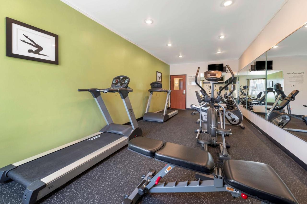 | Best Western Plus Covered Bridge Inn