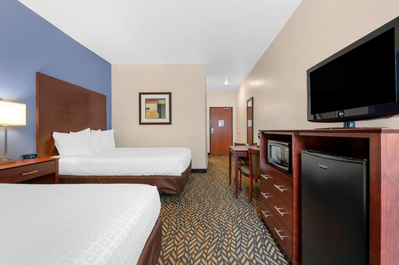 | Best Western Plus Covered Bridge Inn