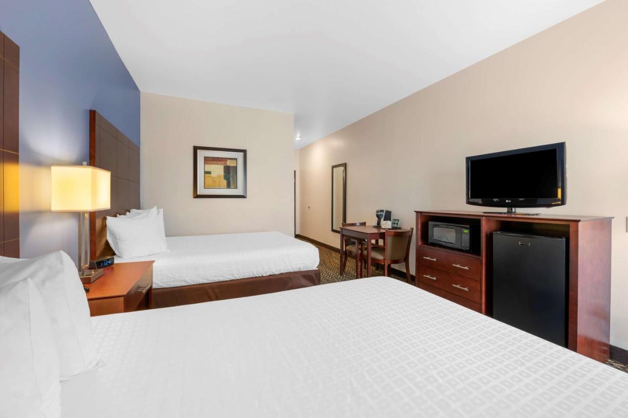 | Best Western Plus Covered Bridge Inn