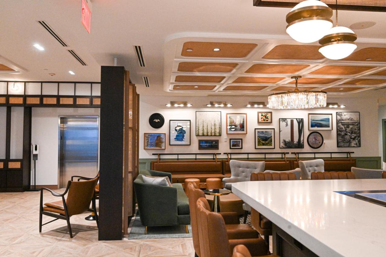  | Six South St. Hotel
