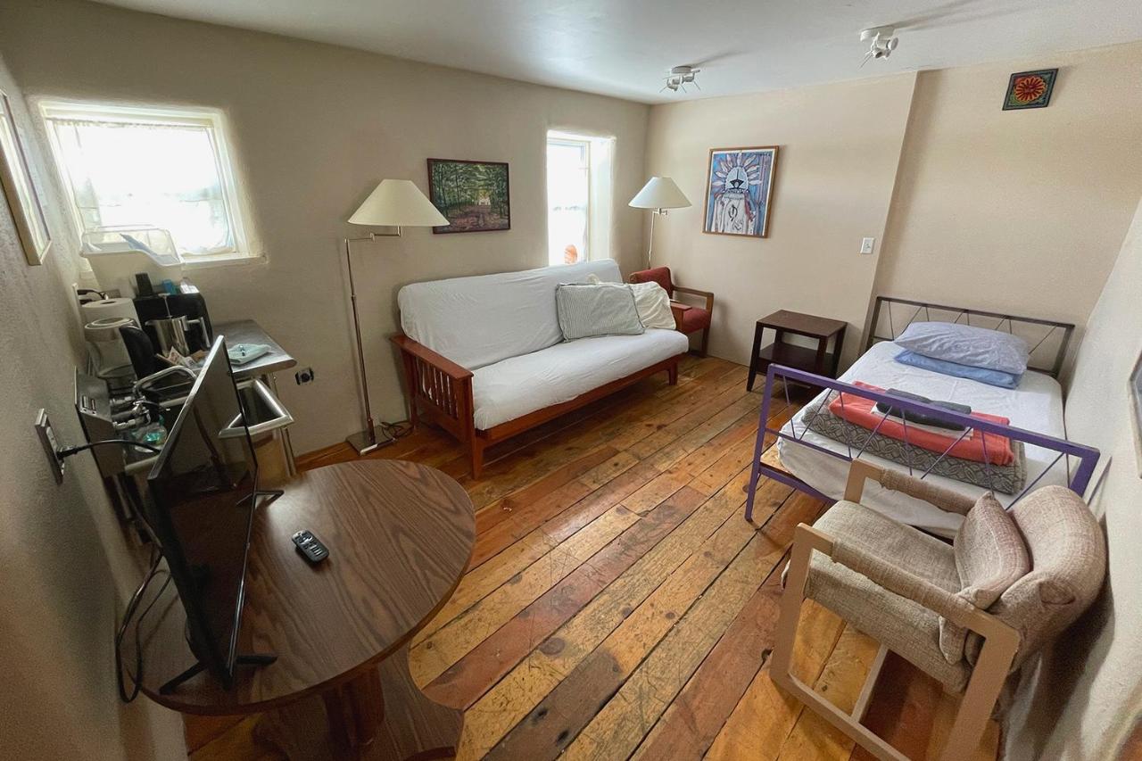 | SnowMansion Taos Adventure Lodge