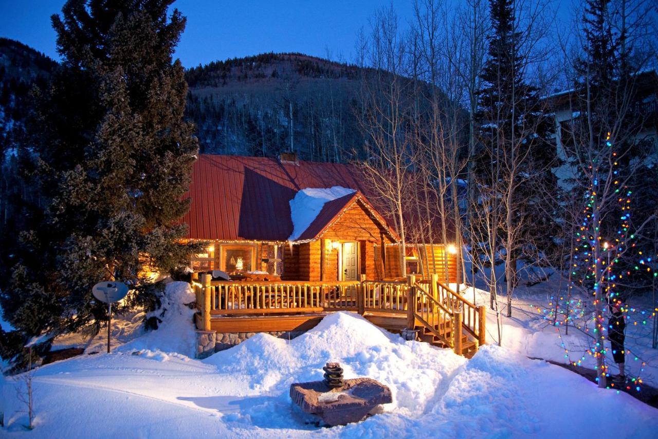 Four-Bedroom Chalet at Alpine Village Suites