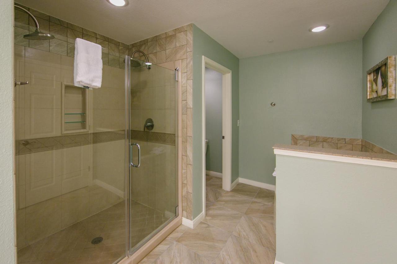 Two-Bedroom Villa at Holiday Inn Club Vacations Hill Country Resort Canyon LK, an IHG Hotel