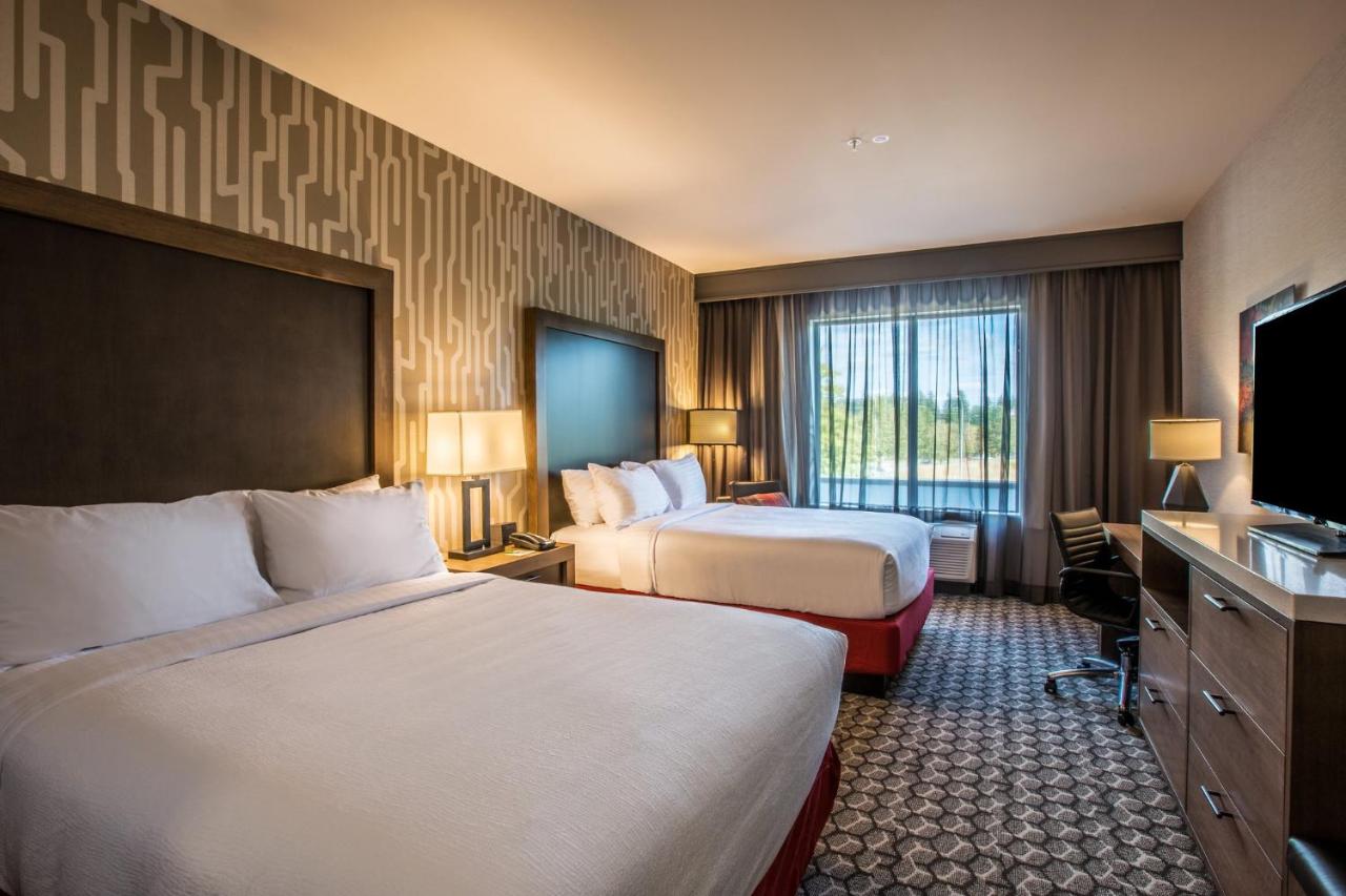 Queen Room with Two Queen Beds - Disability Access Hearing Accessible at Holiday Inn Portland West - Hillsboro by IHG