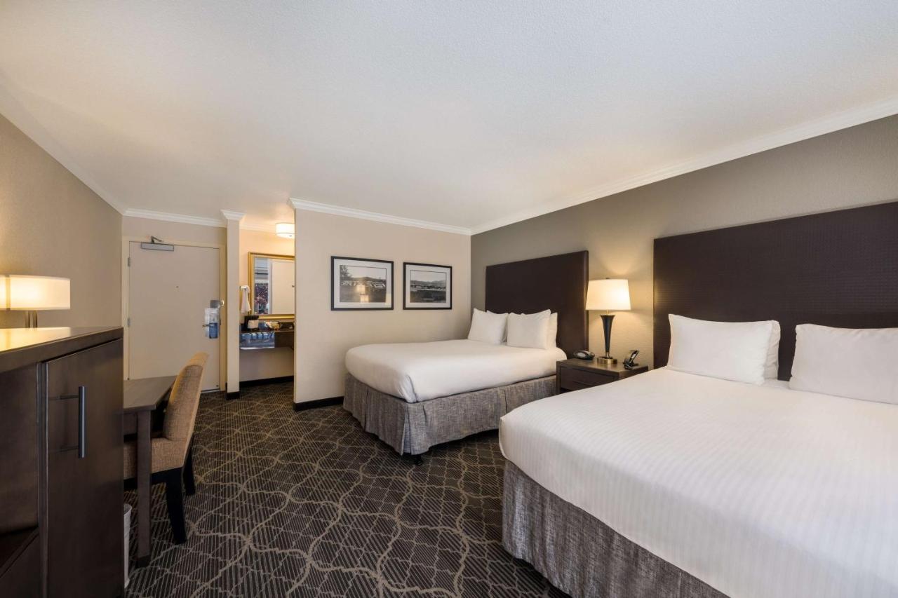 Queen Room with Two Queen Beds and Patio at Best Western Danville Sycamore Inn