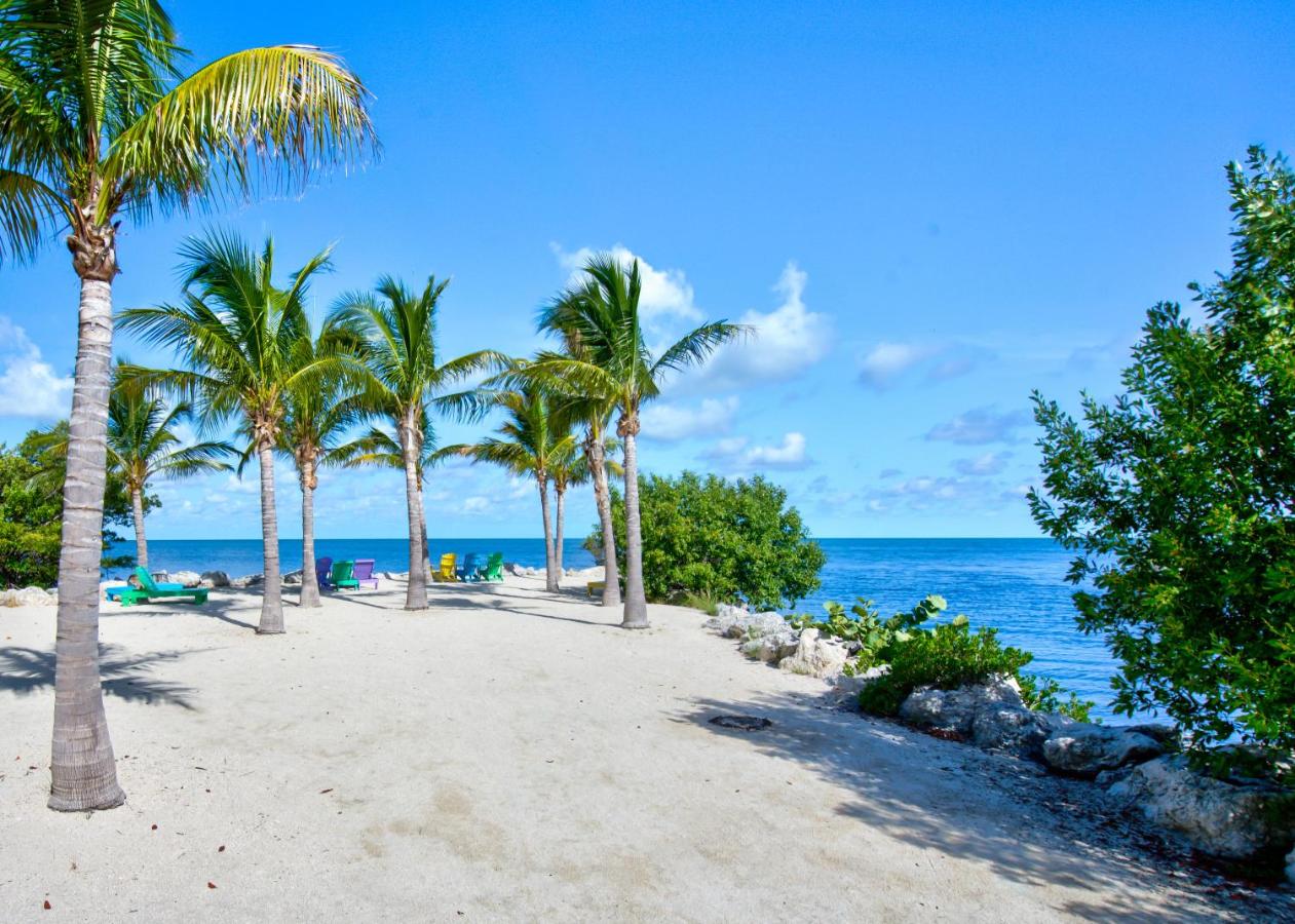 | Aqua Lodges at Coconut Cay Rv and Marina