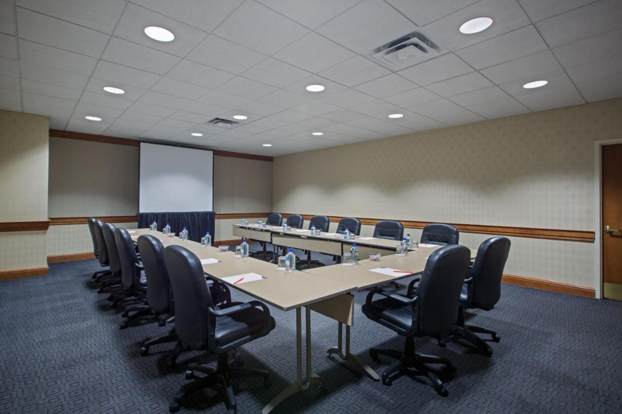 | Crowne Plaza Hotel Philadelphia - King of Prussia, an IHG Hotel