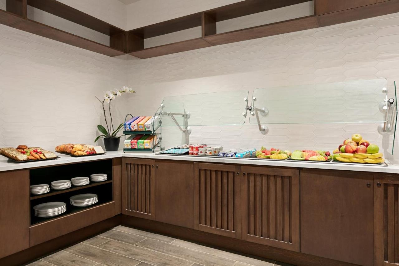 | Crowne Plaza Hotel Philadelphia - King of Prussia, an IHG Hotel