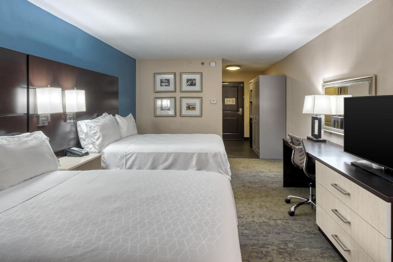Double Room with Two Double Beds - Non-Smoking at Holiday Inn Hotel & Suites Atlanta Airport-North by IHG