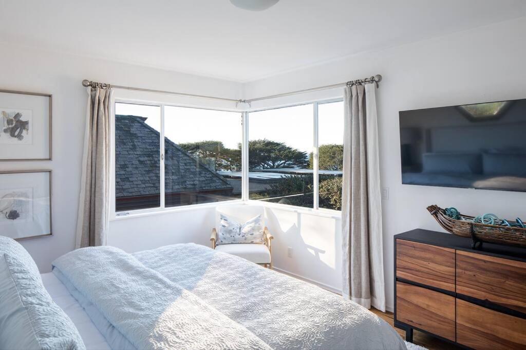 | Ocean House