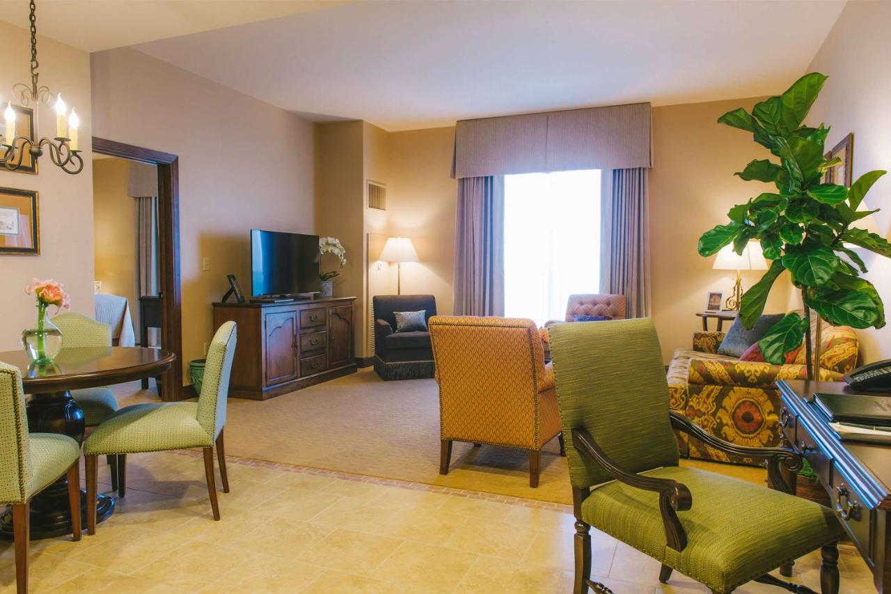 Two-Bedroom Villa at Hotel Viata