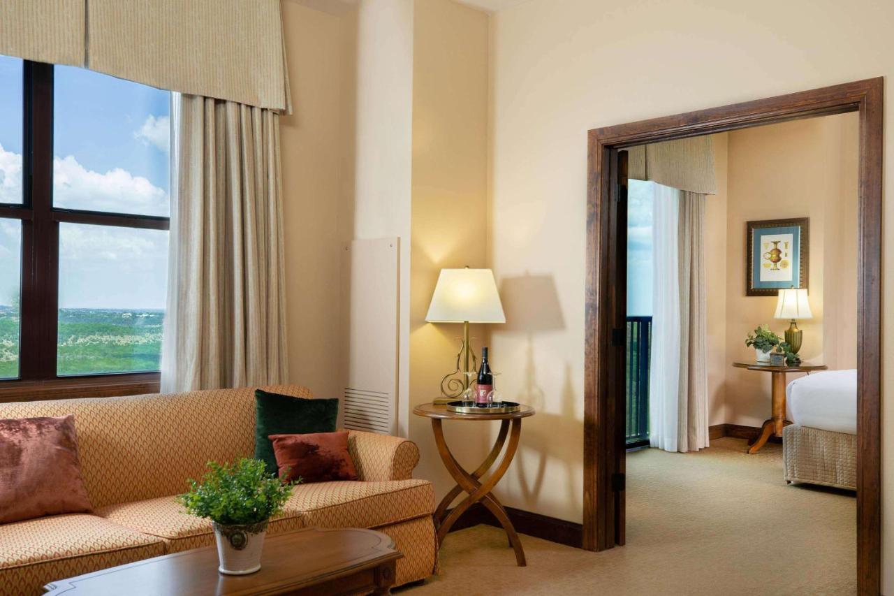 Junior Suite at Hotel Viata