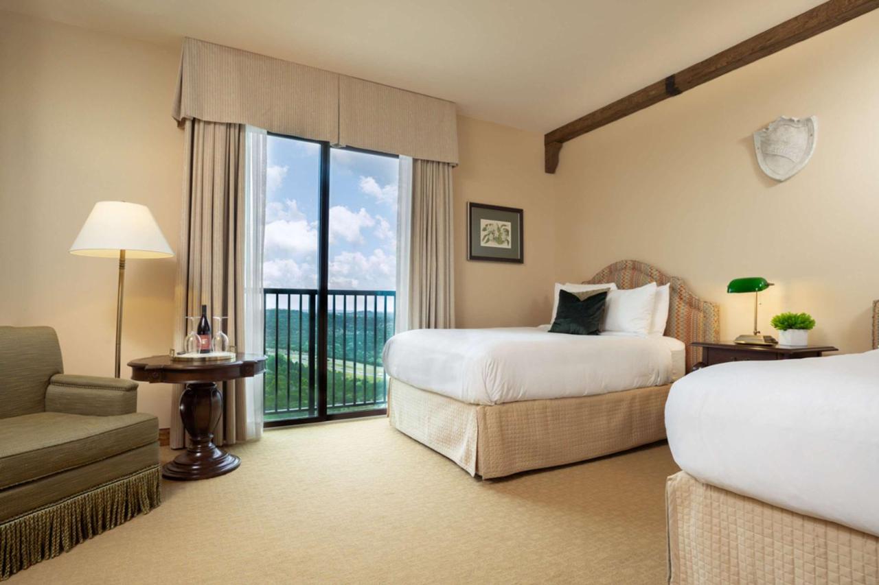 Superior Double Room at Hotel Viata