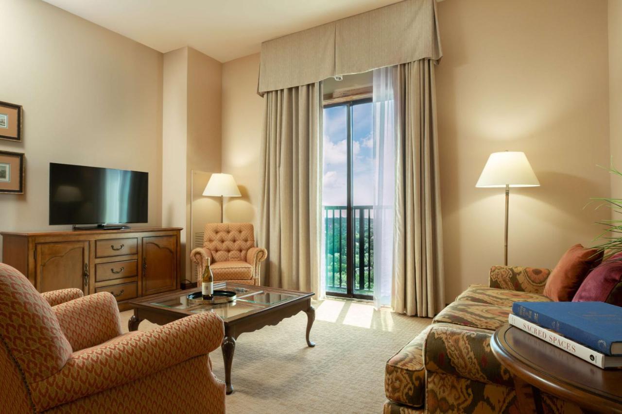 Presidential Suite at Hotel Viata