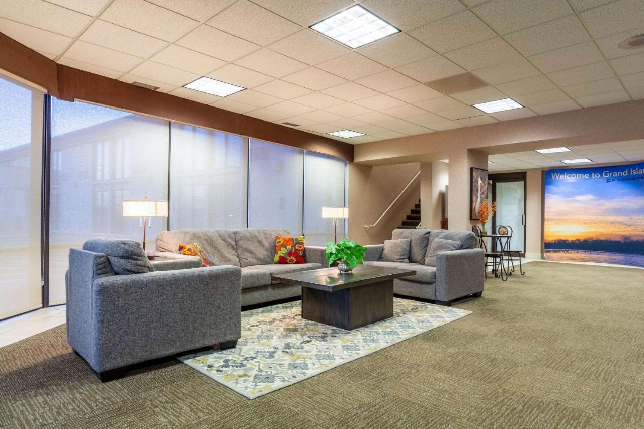 | Suburban Studios I-80 Grand Island