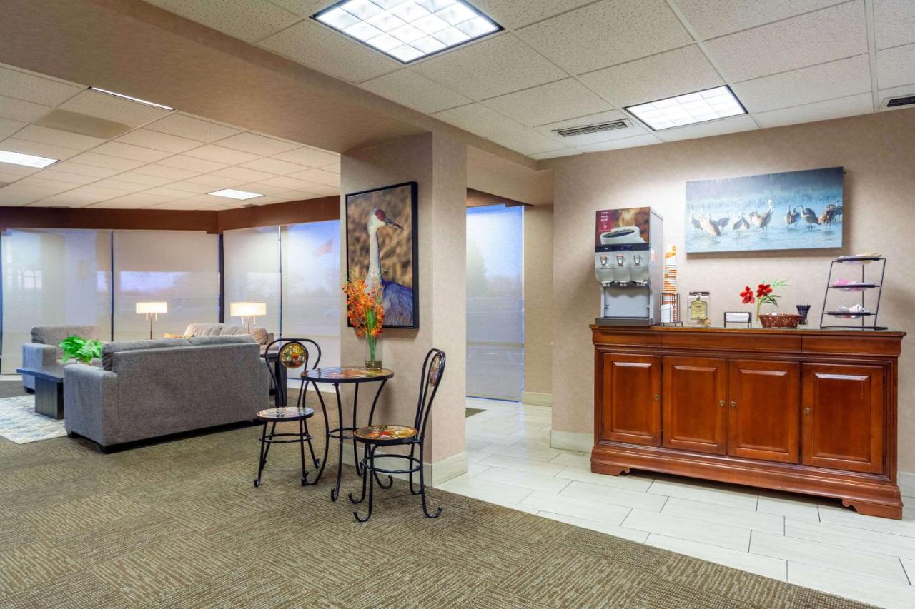 | Suburban Studios I-80 Grand Island