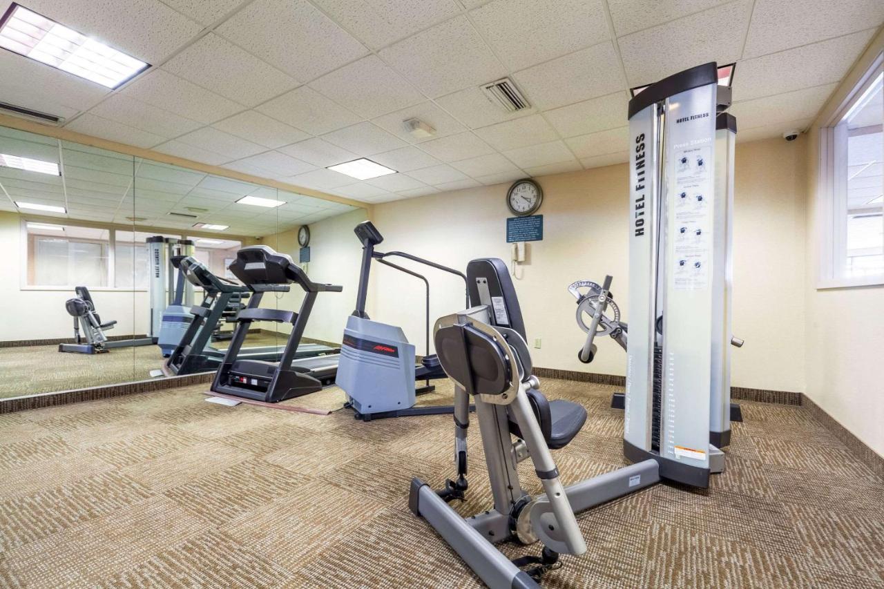 | Suburban Studios I-80 Grand Island