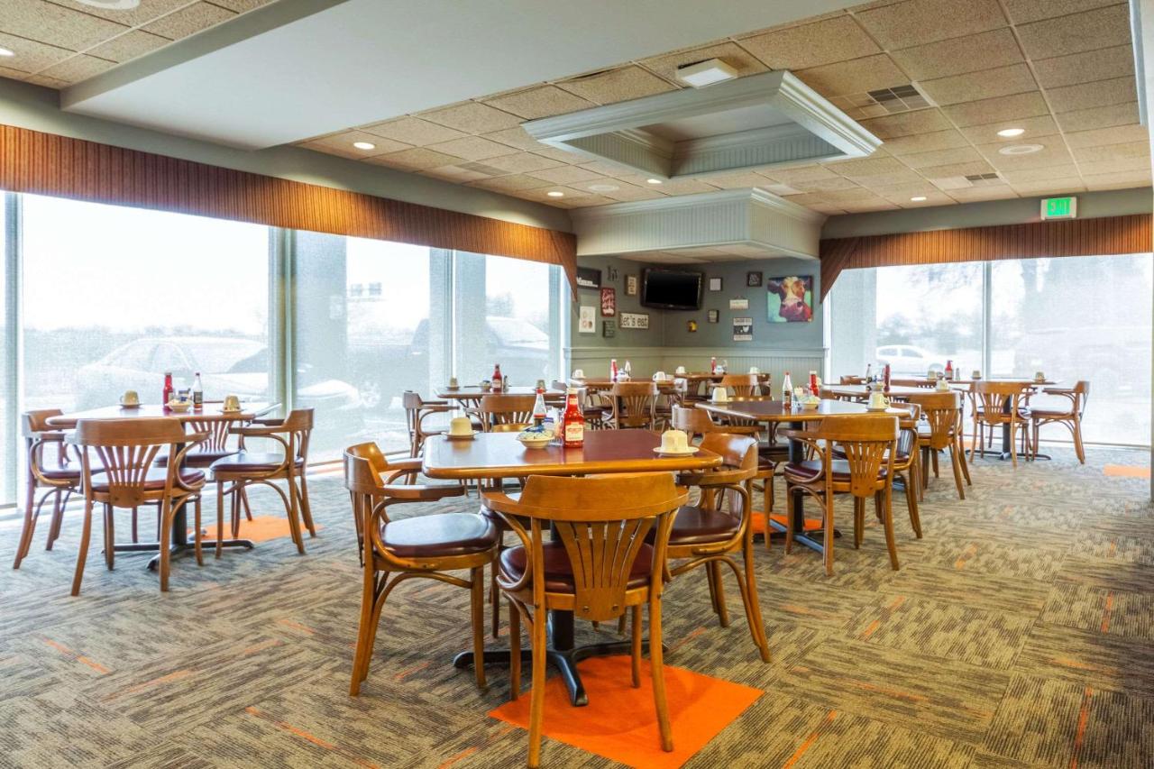 | Suburban Studios I-80 Grand Island