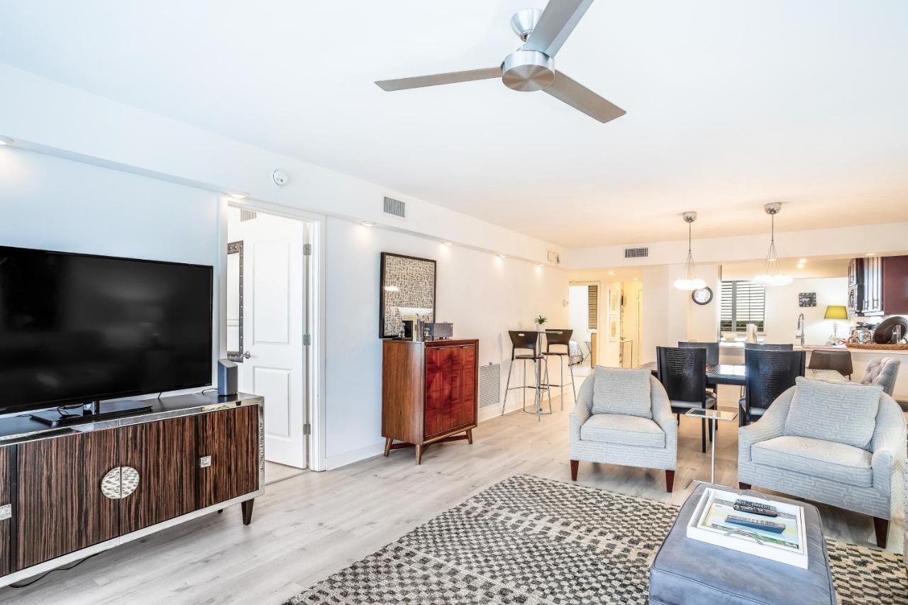 | Vanderbilt Luxury Landing