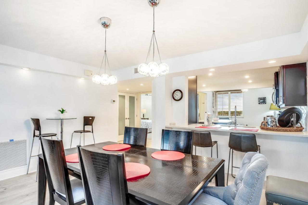 | Vanderbilt Luxury Landing