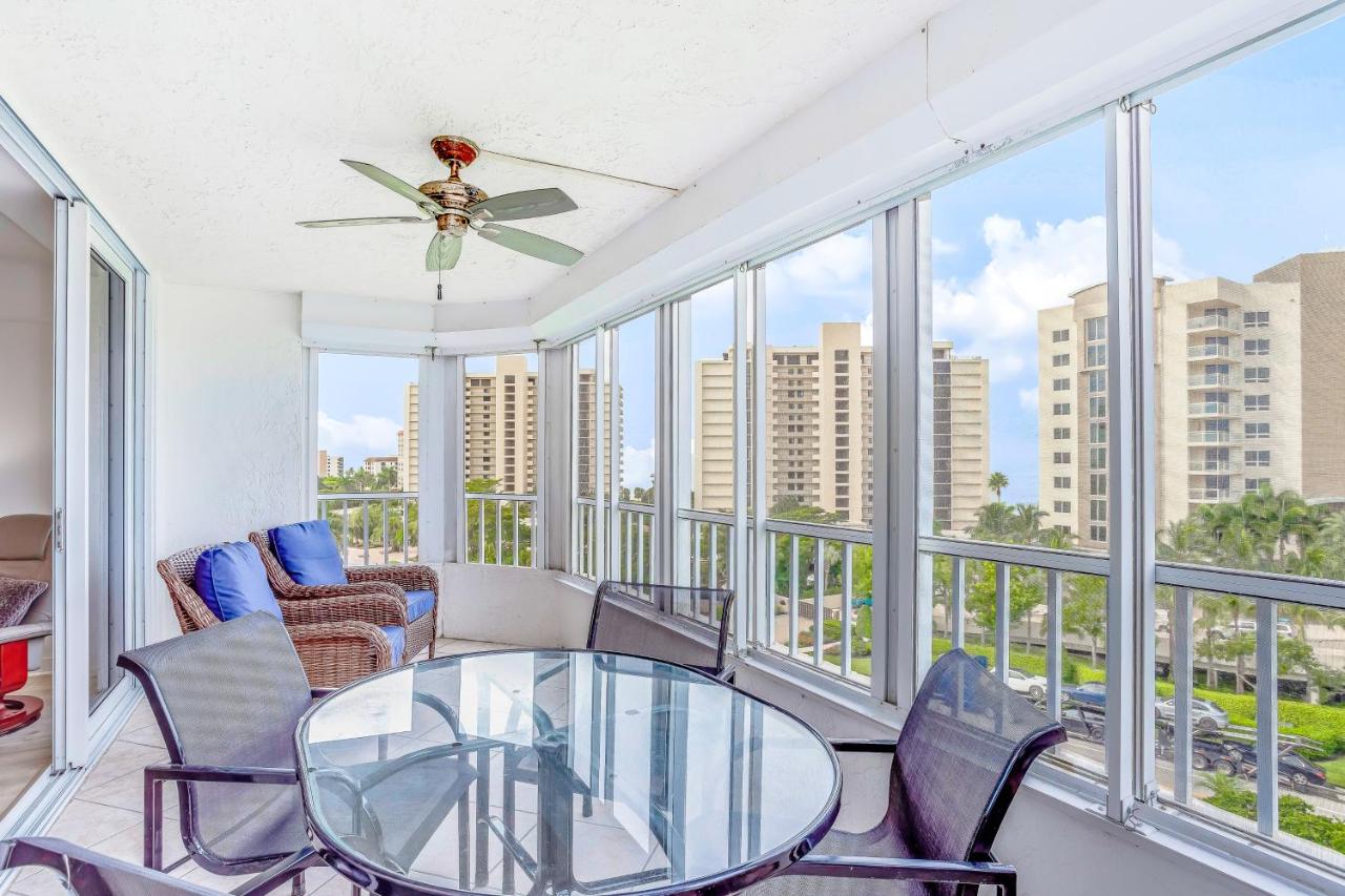 | Vanderbilt Luxury Landing