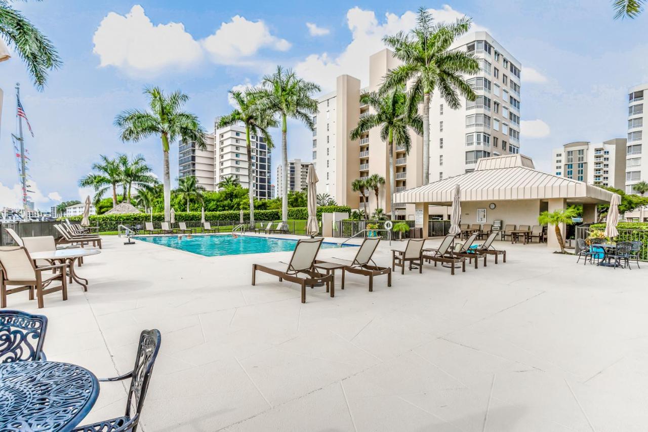 | Vanderbilt Luxury Landing