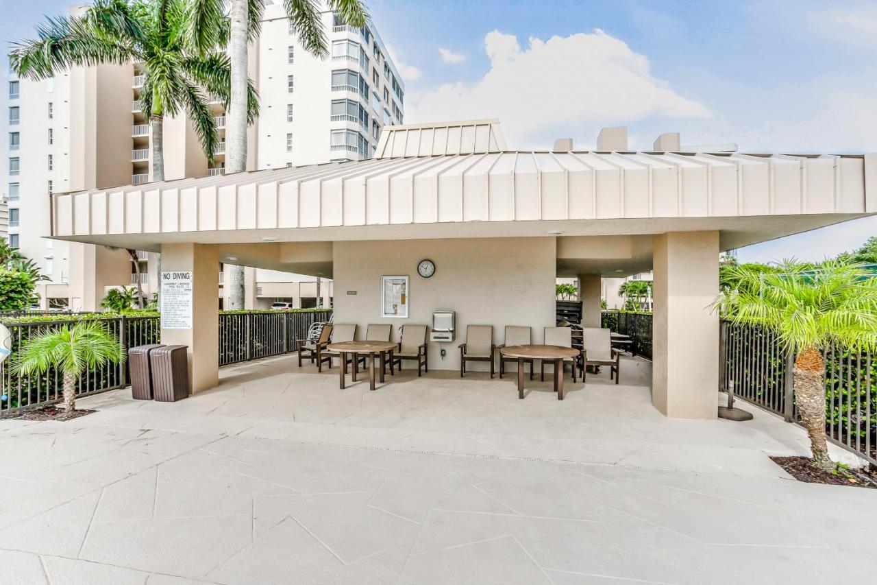 | Vanderbilt Luxury Landing