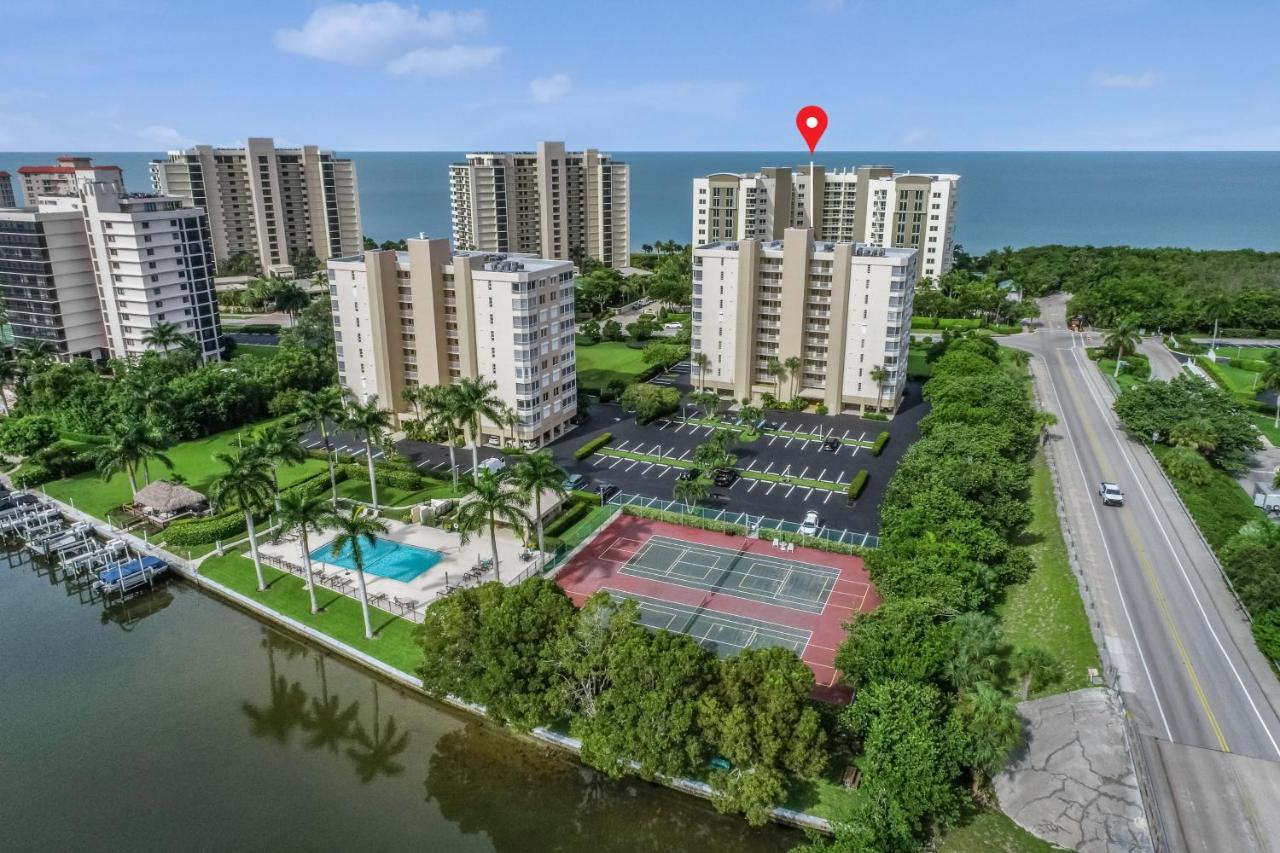 | Vanderbilt Luxury Landing