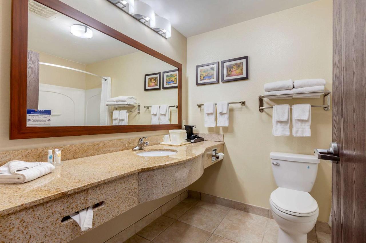 King Suite - Non-Smoking at Comfort Inn Plover-Stevens Point