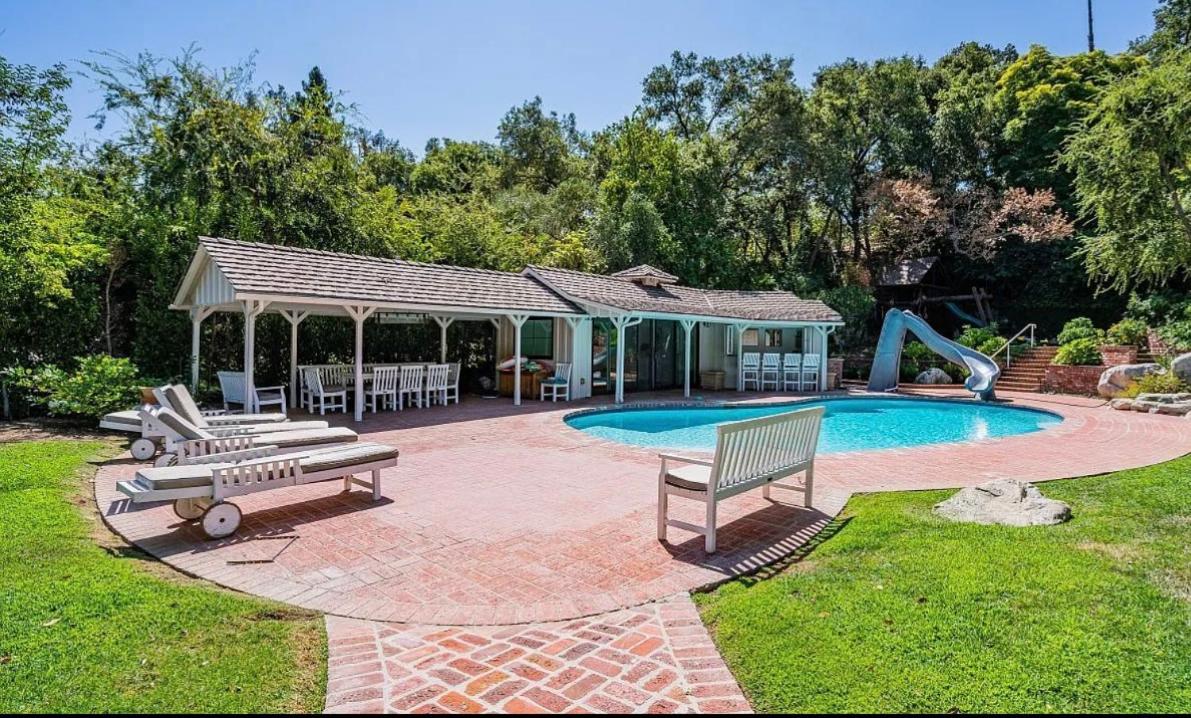  | 10 Million Dollar Private Estate
