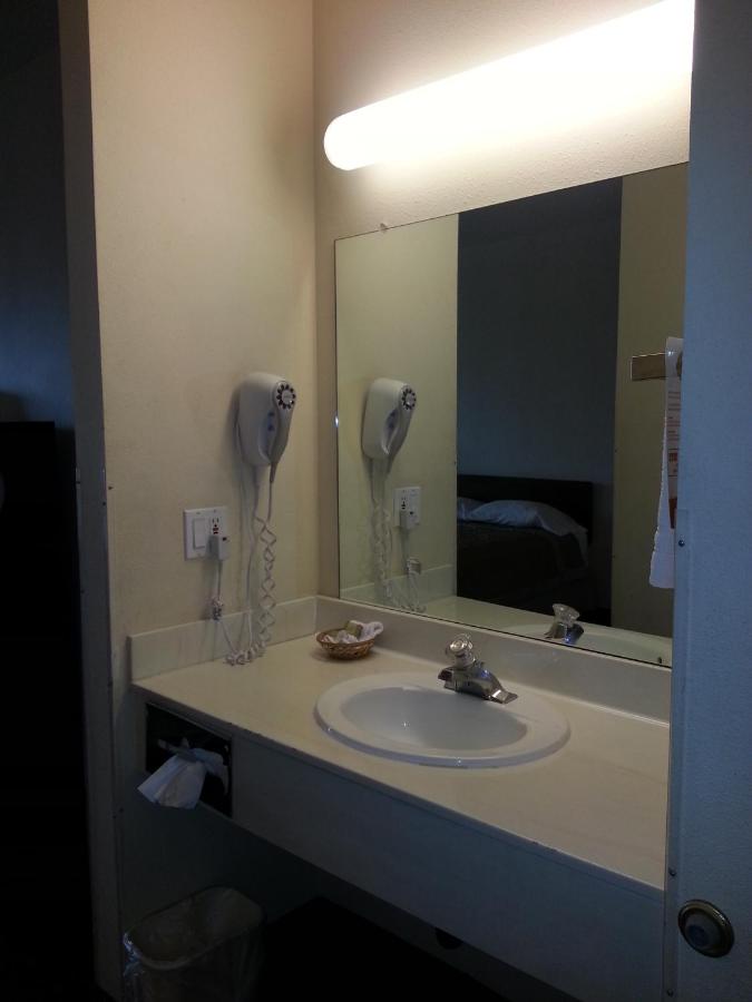 Superior Queen Room with Three Queen Beds - Non-Smoking at Super 8 by Wyndham Page/Lake Powell