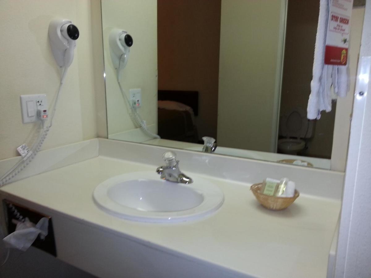 King Studio Suite - Non-Smoking at Super 8 by Wyndham Page/Lake Powell