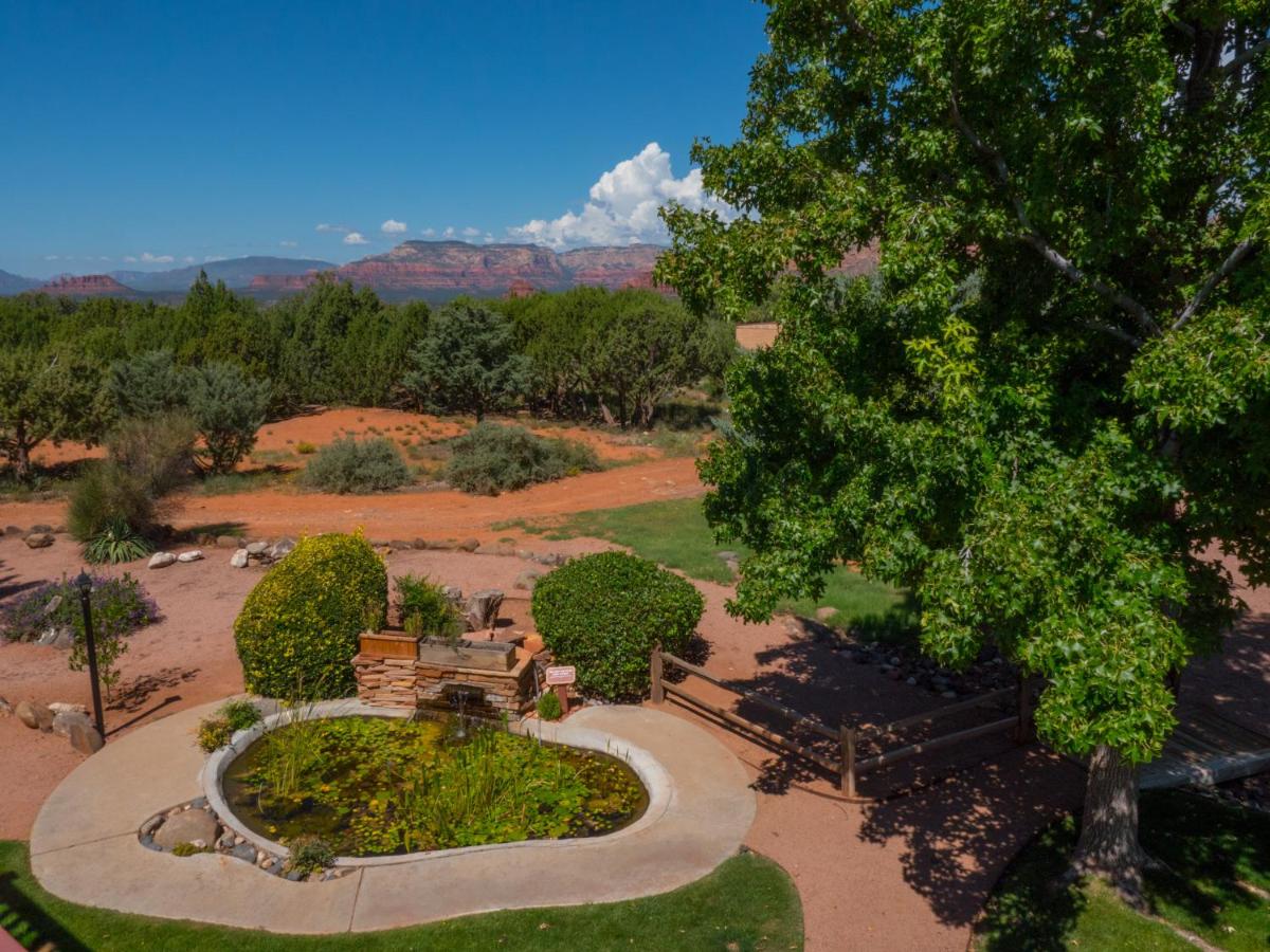 | Sky Ranch Lodge