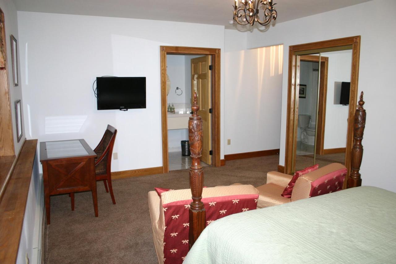  | Maria's Creekside B&B