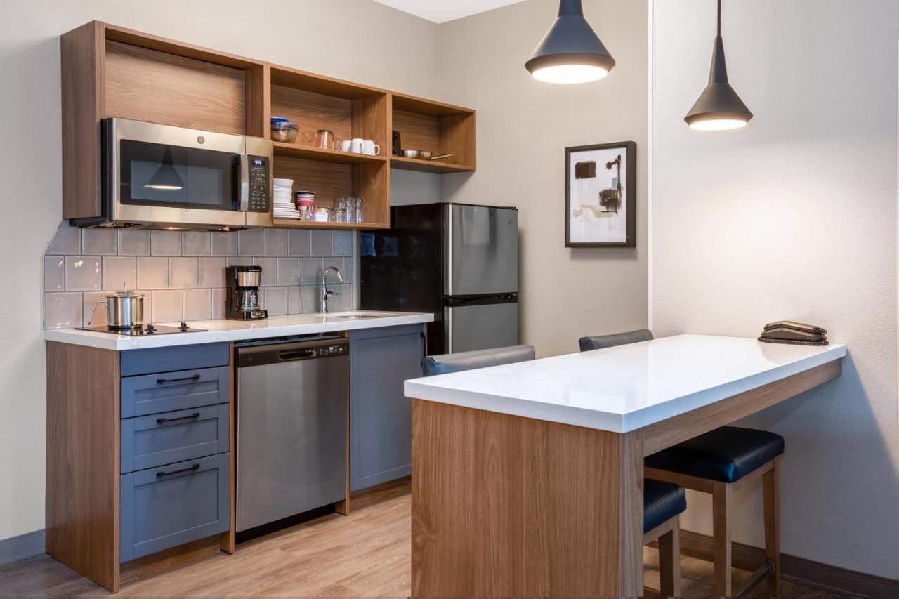 One-Bedroom Queen Suite - Disability Access/Non-Smoking at Candlewood Suites Grand Junction by IHG