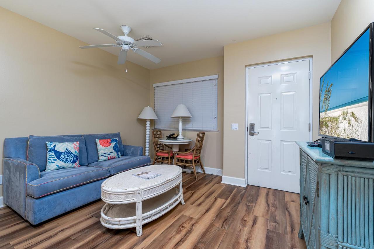 | Harbour House at the Inn 215